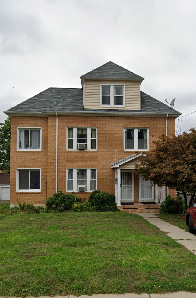 259 Blue Hills Ave Rentals in Hartford, CT