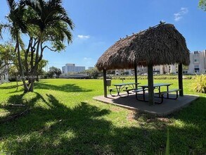 7722 Camino Real in Miami, FL - Building Photo - Building Photo