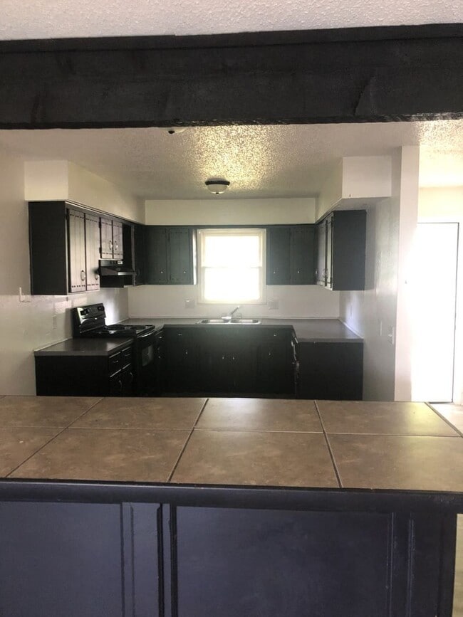 property at 3404 W Sylvania St