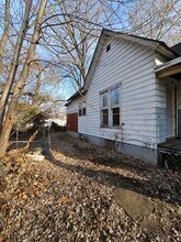 254 W Peoria Ave in Decatur, IL - Building Photo - Building Photo