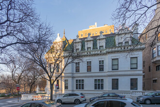 351 Riverside Dr in New York, NY - Building Photo - Building Photo