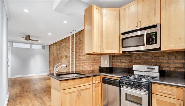 277 E 10th St-Unit -1A in New York, NY - Building Photo - Building Photo