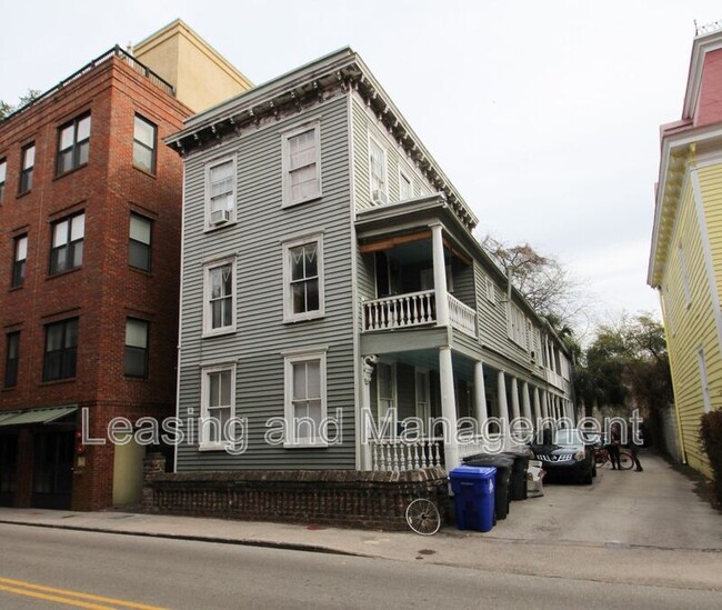 25 George St in Charleston, SC - Building Photo - Building Photo