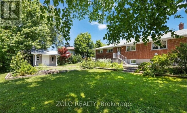 2076 Avalon St in Oshawa, ON - Building Photo - Building Photo