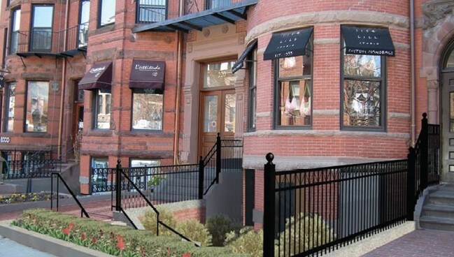 220 Newbury St in Boston, MA - Building Photo - Building Photo