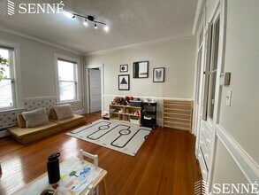 22 Homer St, Unit 2 in Brookline, MA - Building Photo - Building Photo