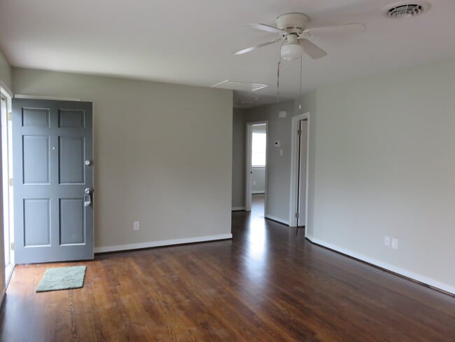 213 N Juniper Ave in Highland Springs, VA - Building Photo - Building Photo