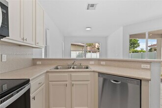 3956 NE 11th Dr in Homestead, FL - Building Photo - Building Photo