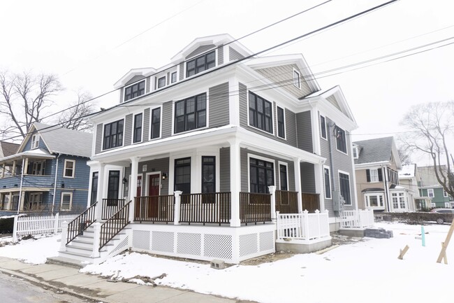 54 Athol St in Boston, MA - Foto de edificio - Building Photo