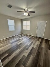 6406 Waldron Dr in Houston, TX - Building Photo - Building Photo