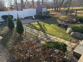 83 Whiting St in Cranston, RI - Building Photo - Building Photo