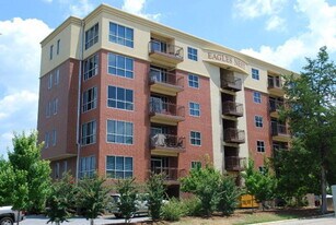 277 S Gay St in Auburn, AL - Building Photo