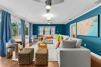 109 Lake Judy Lee Dr, Unit SI ID1245214P in Largo, FL - Building Photo - Building Photo