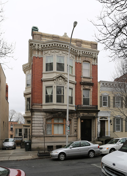 330 State St in Albany, NY - Foto de edificio