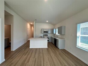 1821 Aleia Cv in Sherman, TX - Foto de edificio - Building Photo