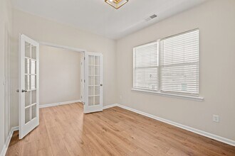 15011 Nichols Hall Dr in Charlotte, NC - Building Photo - Building Photo