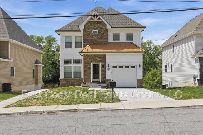 property at 530 N 3rd St