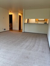 Pinehurst Apartments in Seattle, WA - Building Photo - Building Photo
