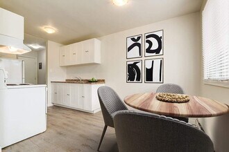 Forest Apartments in Edmonton, AB - Building Photo - Building Photo