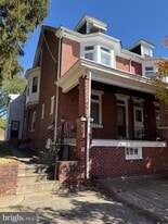 33 E 4th St in Pottstown, PA - Building Photo