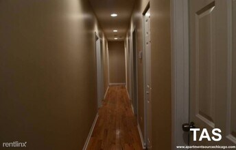 3211 W Armitage Ave-Unit -#4 in Chicago, IL - Building Photo - Building Photo