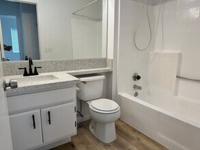17785 Carson Cir in Adelanto, CA - Building Photo - Building Photo