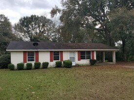 128 Sunset Dr in East Dublin, GA - Building Photo
