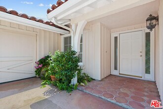 6236 Trancas Canyon Rd in Malibu, CA - Building Photo - Building Photo