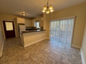 34 Woodberry Dr in Silver Creek, GA - Building Photo - Building Photo