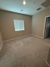 2268 W Laurie Ln in Phoenix, AZ - Building Photo - Building Photo