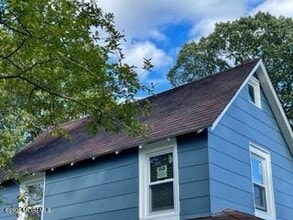 213 Ocean Ave in Island Heights, NJ - Building Photo - Building Photo