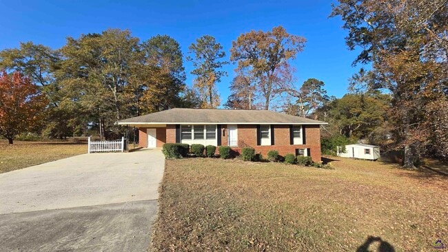 property at 101 Vivian Dr