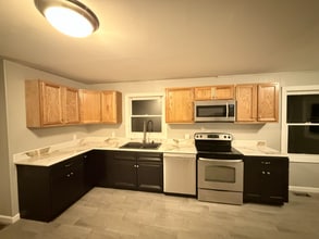 205 Alesa Dr in Williamsburg, VA - Building Photo - Building Photo