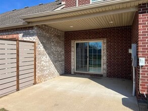 593 Springfield Blvd in Bowling Green, KY - Building Photo - Building Photo