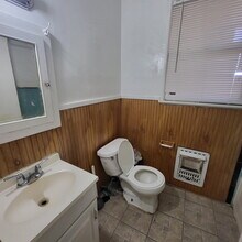 327 W Huisache Ave in San Antonio, TX - Building Photo - Building Photo