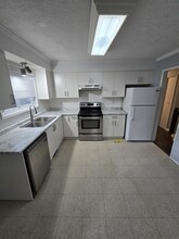 34521 Laburnum Ave in Abbotsford, BC - Building Photo - Building Photo