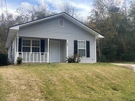 1304 17th Ave in Phenix City, AL - Building Photo