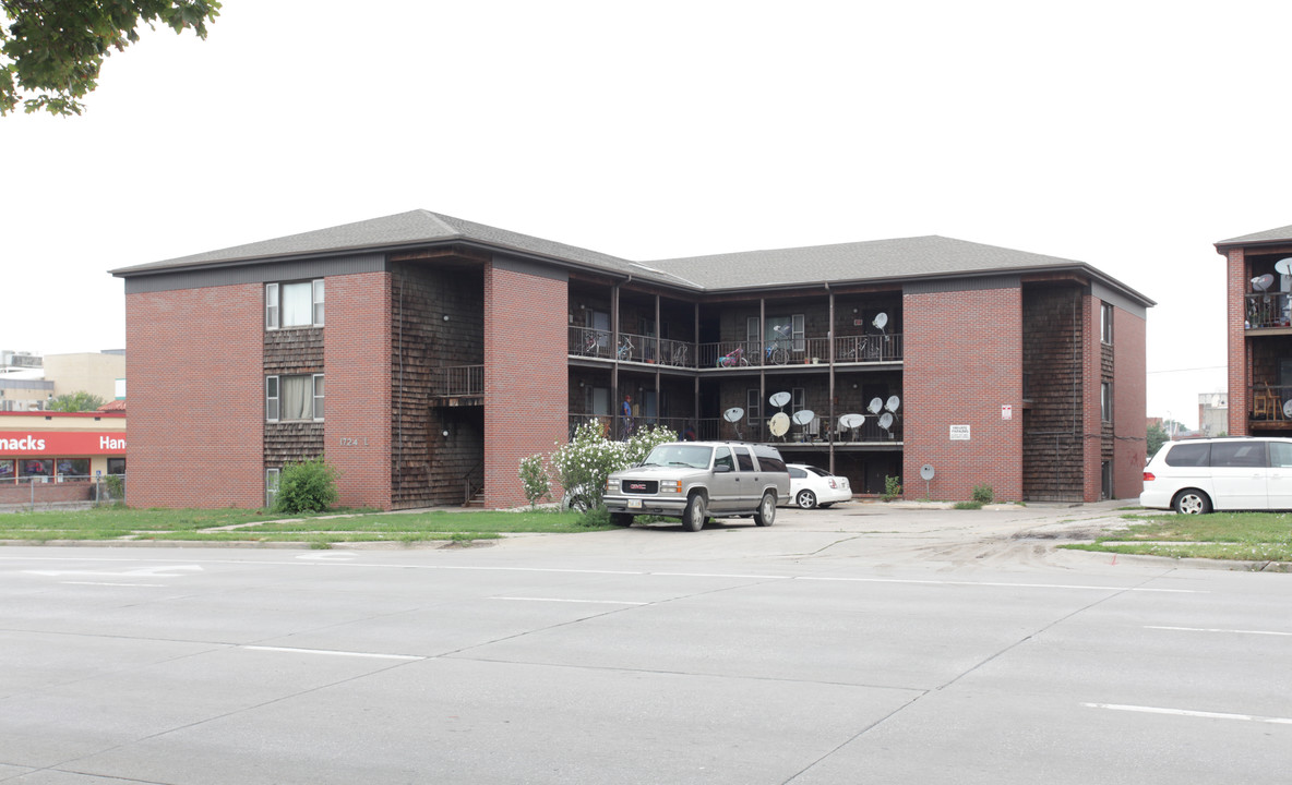 1724 L St in Lincoln, NE - Building Photo