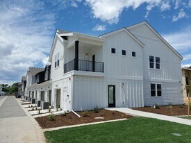 533 Vicot Wy in Fort Collins, CO - Building Photo