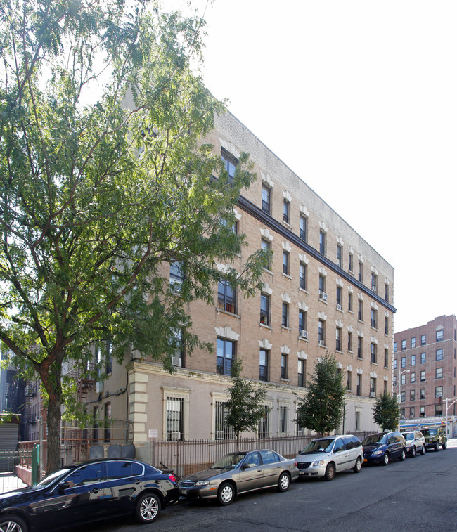 800 Fox St in Bronx, NY - Building Photo - Building Photo