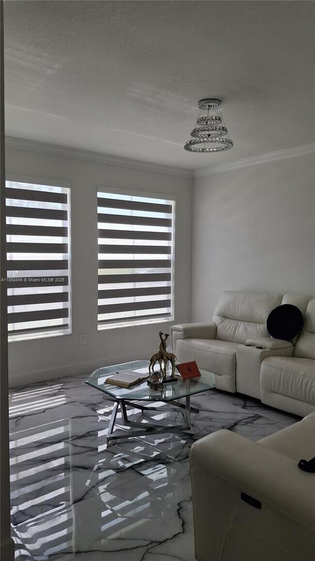 26410 SW 148th Ct in Naranja, FL - Building Photo - Building Photo