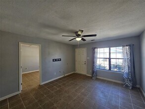 3618 Curry Ln in Dickinson, TX - Building Photo - Building Photo