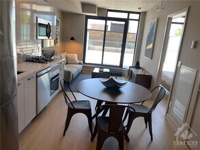 203 Catherine St in Ottawa, ON - Building Photo - Building Photo
