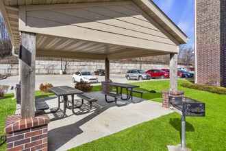 Southridge Senior Lofts in Des Moines, IA - Building Photo - Building Photo