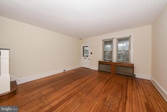21 E Abington Ave in Philadelphia, PA - Building Photo - Building Photo