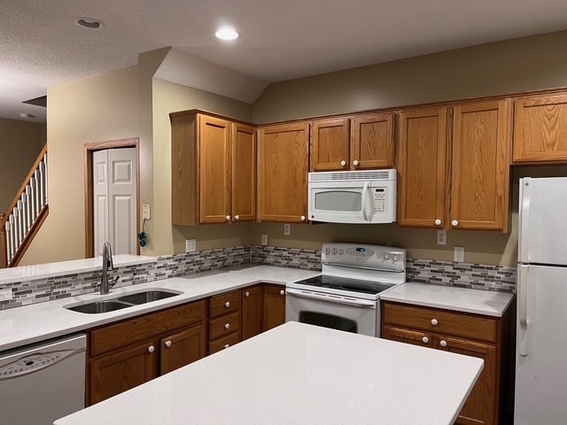 property at 1876 Bluestem Ln