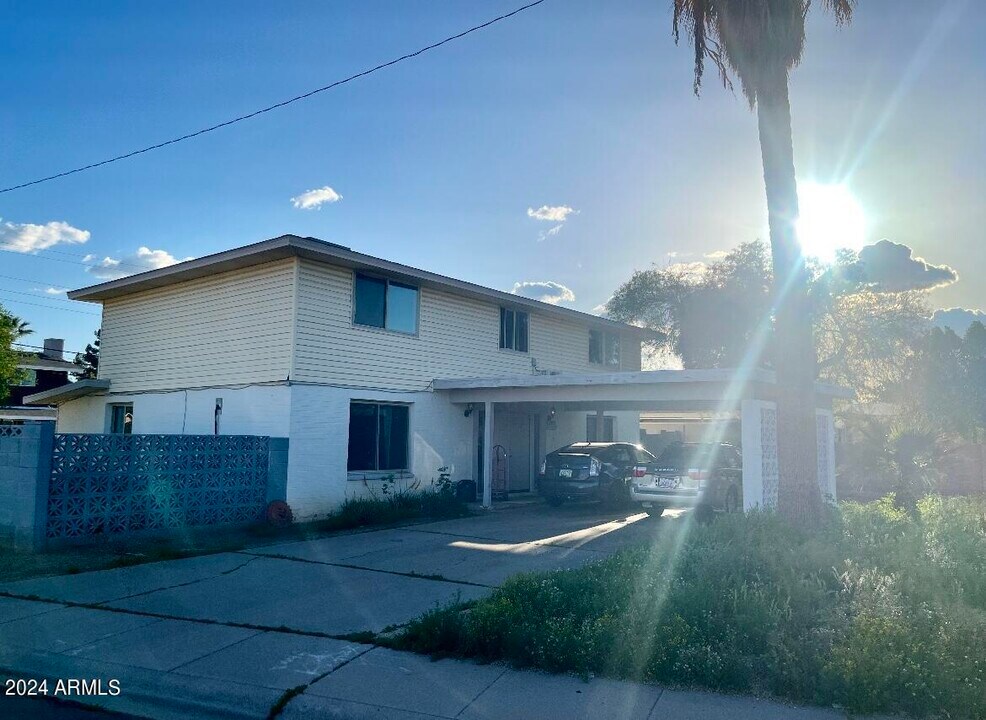 1115 E Concorda Dr in Tempe, AZ - Building Photo