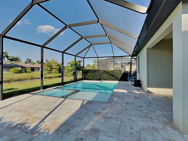 11280 Reflection Isles Blvd in Ft. Myers, FL - Building Photo - Building Photo