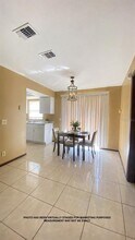 5565 Telipa Dr in Orlando, FL - Building Photo - Building Photo