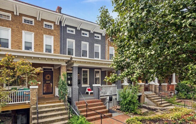 1336 Quincy St NW, Unit 2 in Washington, DC - Foto de edificio - Building Photo